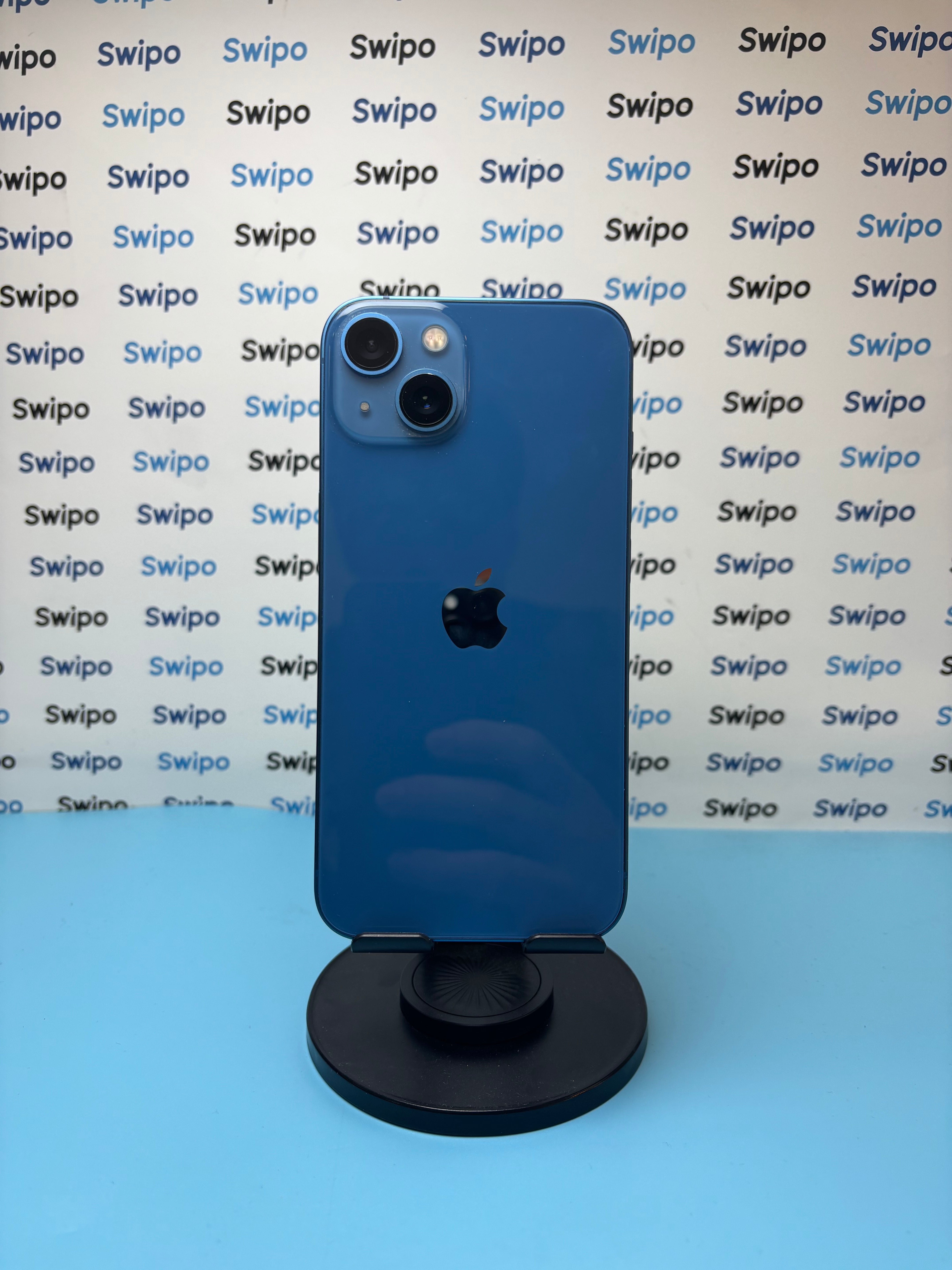 iPhone 13 reacondicionado en color rosa | Swipo